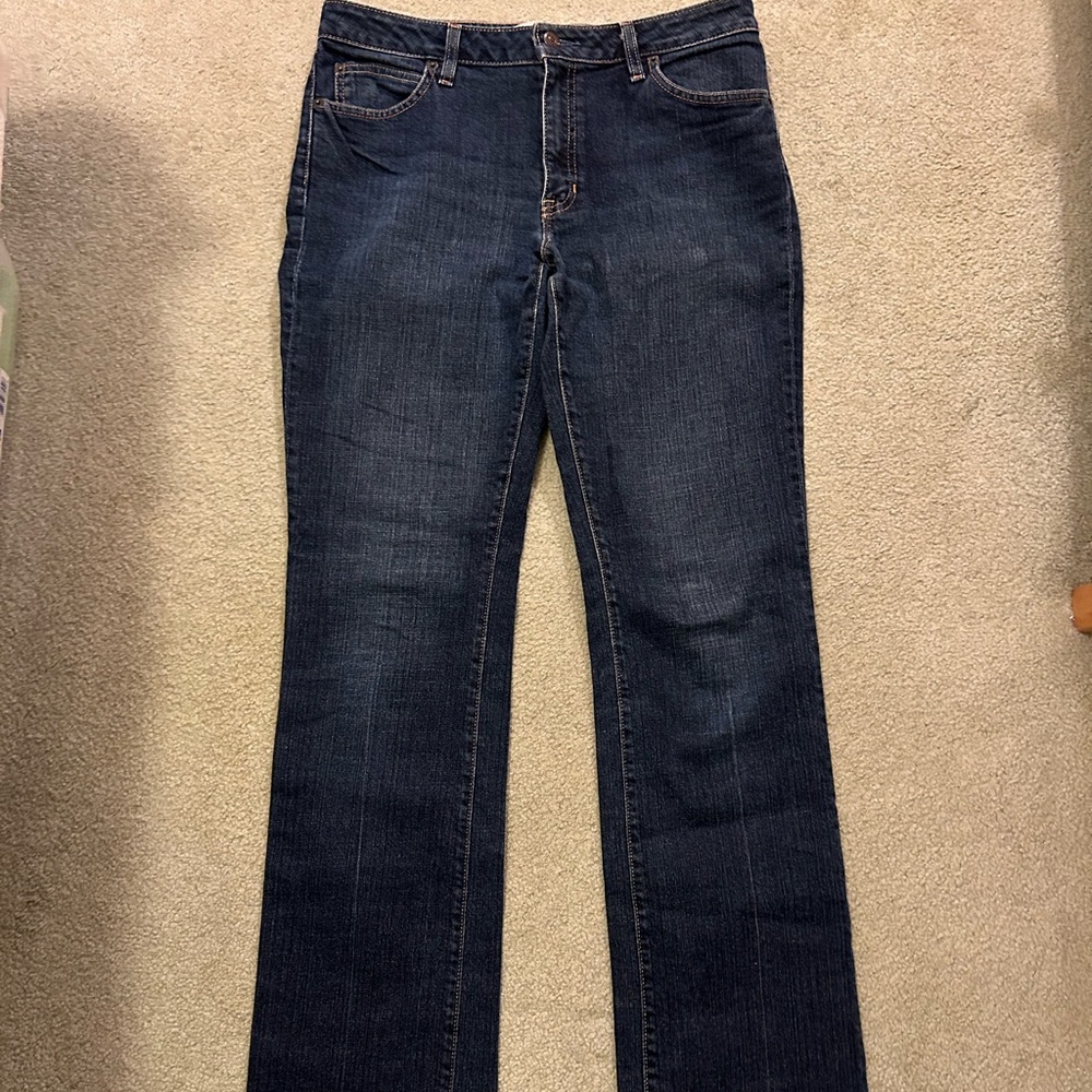 Gap Women’s Dark Wash Boot Cut Stretch Jeans